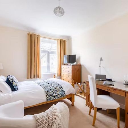Room With Private Bath In Pontcanna Cardiff Exterior photo