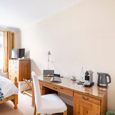 Room With Private Bath In Pontcanna Cardiff Exterior photo
